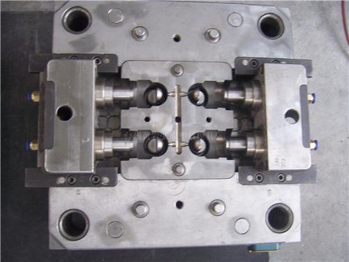 科翔模具告訴您，如何提高模具零配件加工質(zhì)量？